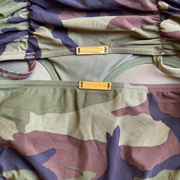 ‼️NWOT‼️ “MICHAEL KORS” TWO PIECE SWIM SUIT! - Picture 8 of 16